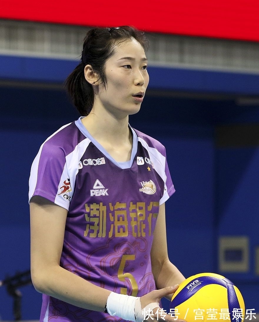 国家队|中国女排变天?2位奥运冠军转型成教练,3位国手手术,朱婷出国