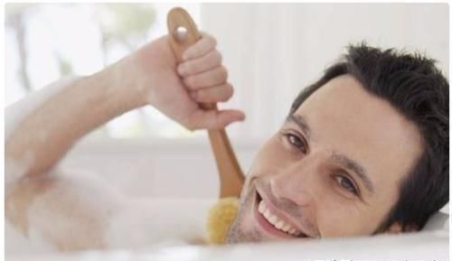 会长寿|养生:泡脚2不能、洗澡2不宜、洗头2不要,做好细节,或会长寿