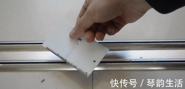 出水量|衣服上吊牌不要丢,放在家里用途真厉害,一年省不少钱,长见识了