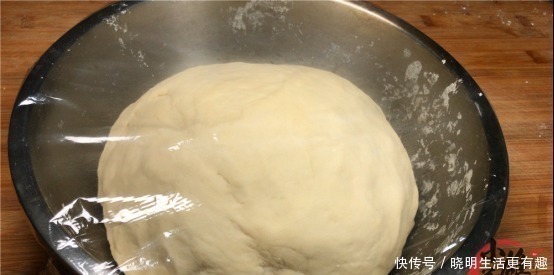 白醋|和面时,别只会加酵母,只要滴一滴,8分钟快速满盆又白又香软!