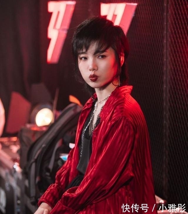 许飞|许飞再度回应与尚雯婕《王牌》事件,称这件事导致她所有工作都没了,还扯上了吴昕