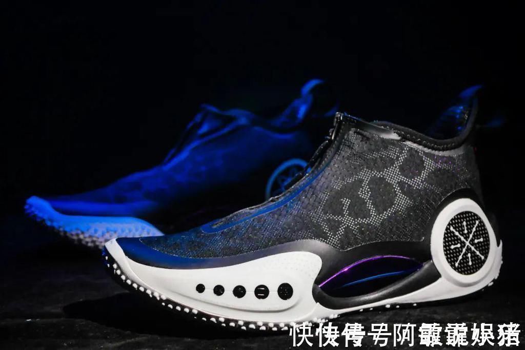 签名 最适合大众的旗舰签名实战鞋!虽是国产卖千元也别喊贵