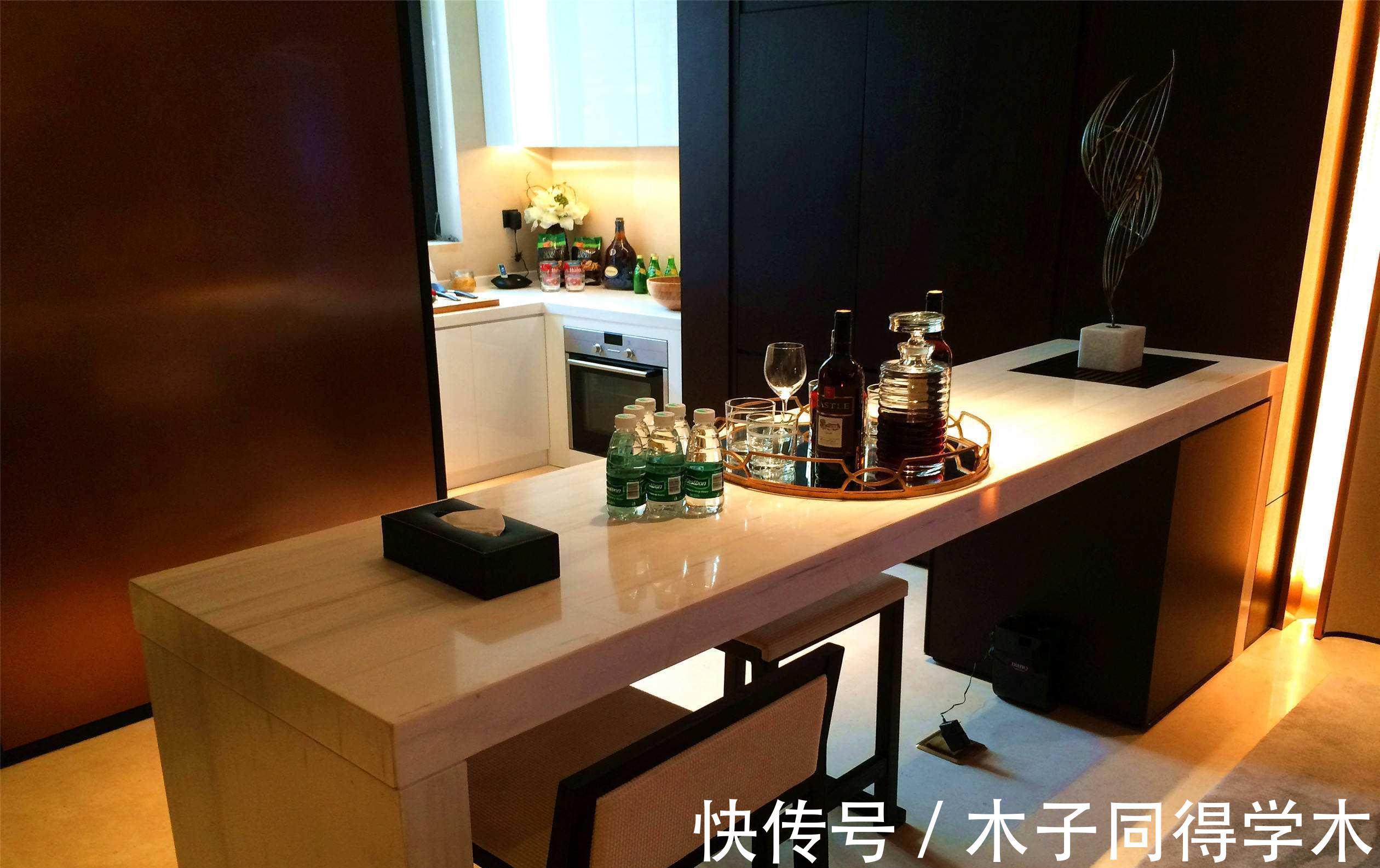 餐椅|餐厅装修有三宝,卡座、吧台、餐边柜,我家一样都不少