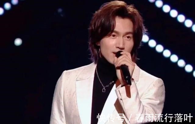 兩臺晚會全員真唱,易烊千璽等“頂流”表現(xiàn)亮眼,超拼夜收視高