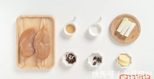 春卷皮|鸡胸肉最好吃的做法找到了!酸爽开胃,低脂低热量,清爽不油腻!