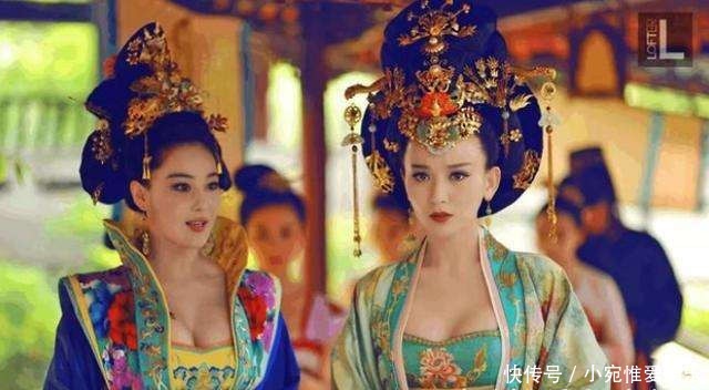 究竟|唐朝究竟有多开放？看她们的服饰与妆容，比现代流行的还要美