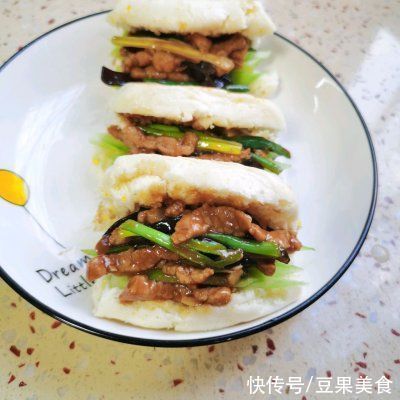 黑木耳|这道京酱肉丝夹馍到底是谁发明的，我吃了半碗都不解馋