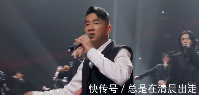 《披哥》庆功宴,大嫂团齐聚一堂,张晋蔡少芬十指紧扣是全场最甜