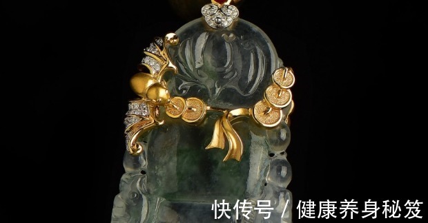 制品$再选择钻石黄金镶嵌的翡翠就俗气了，这一款料子，难道不大气吗！