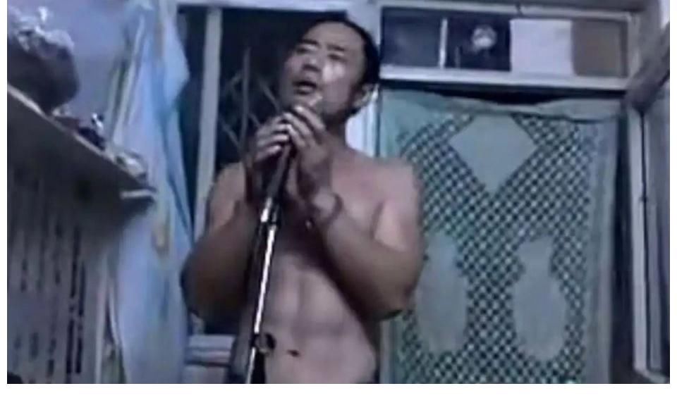 春晚|草根网红逆袭上春晚，汪峰发文怒斥：他们为何刚红就凉了？