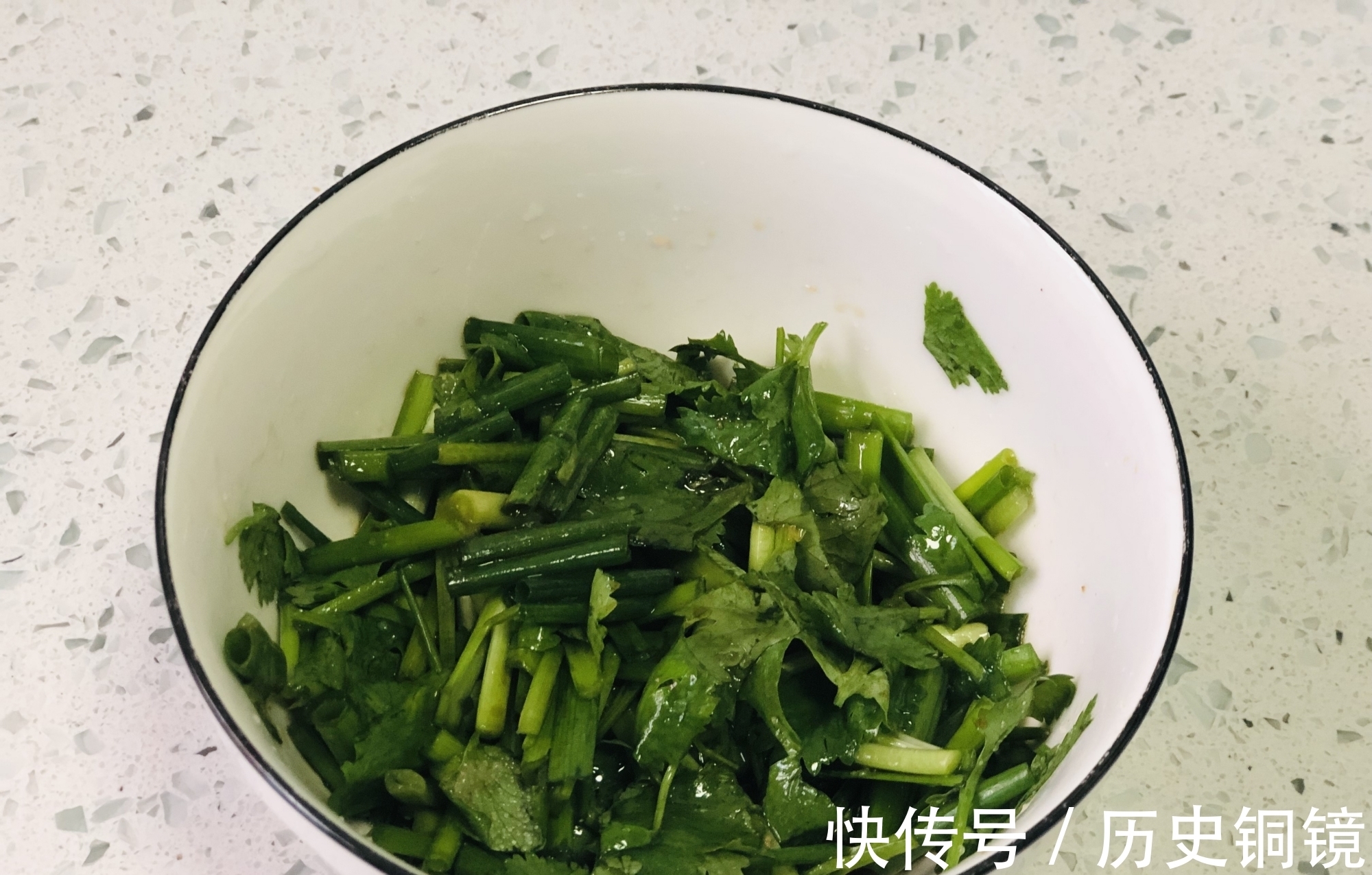 湯面|豫北農村常吃的一碗面，用料簡單實在，湯濃味美，比燴面好吃多了
