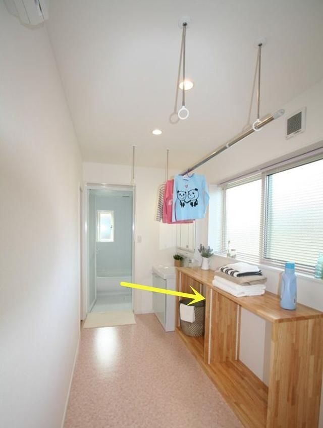 一块板|阳台晾晒衣服，下面装隔板，还是日本人讲究，从此叠衣服方便多了