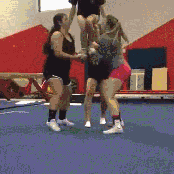 |搞笑GIF趣图放浪不羁的风中男子,我一般一拳能揍十个!