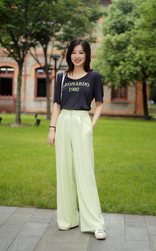 高跟鞋|比高跟鞋舒适比小白鞋时髦，今夏大火的“脏脏鞋”，你get了吗？