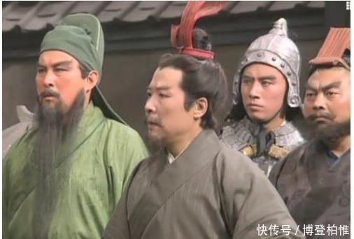 刘备|刘备入主益州后，此人地位在诸葛亮之上，结果羞愤病逝！