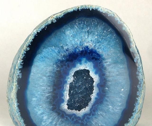 也许|世界上最美丽而又价值千金的十种石头,也许你从未见过