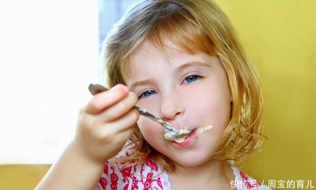 发育|这些食物吃多了可能会影响孩子长个,家长要牢记别再买给孩子吃了