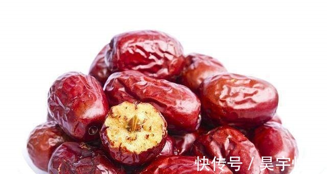 糖尿病人|葡萄干和“它”一起泡,每天喝一杯,祛湿排毒,肝脏也越来越健康