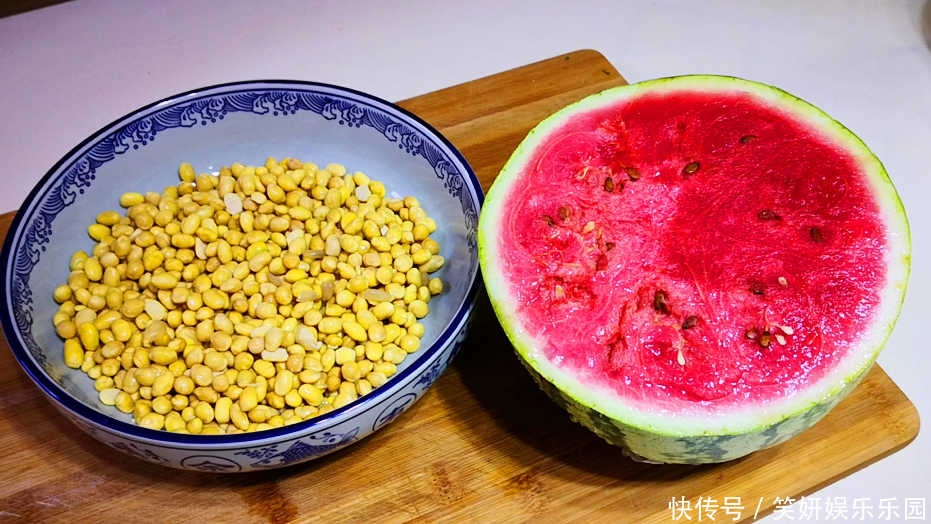 做法|爱吃黄豆西瓜酱不用买,教你懒人做法,不用发霉不用晒,简单易做