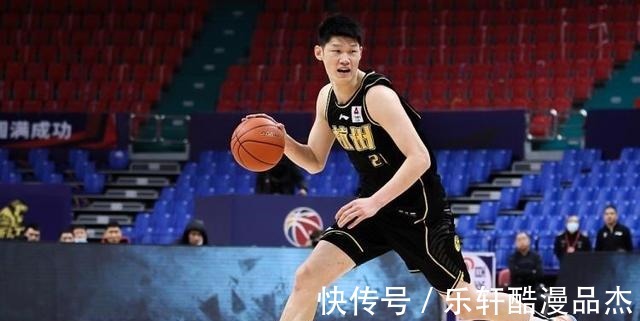 孙铭徽|他来了,别以为CBA还是辽宁广东二人转,这队要搞事情!