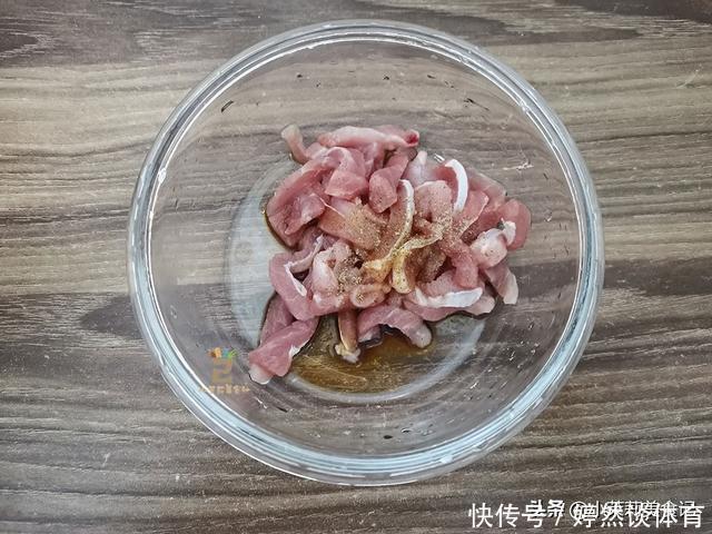 入秋后,这2样蔬菜一起炒,家人都爱吃,便宜又