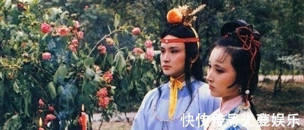 贾宝玉$晴雯告诉林黛玉一个关于贾宝玉的秘密,王夫人知道后,立刻撵走她