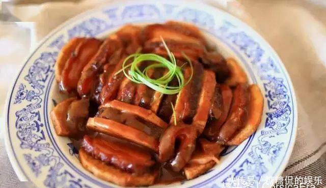 必备|芋头扣肉的家常做法，油而不腻，开胃下饭必备菜