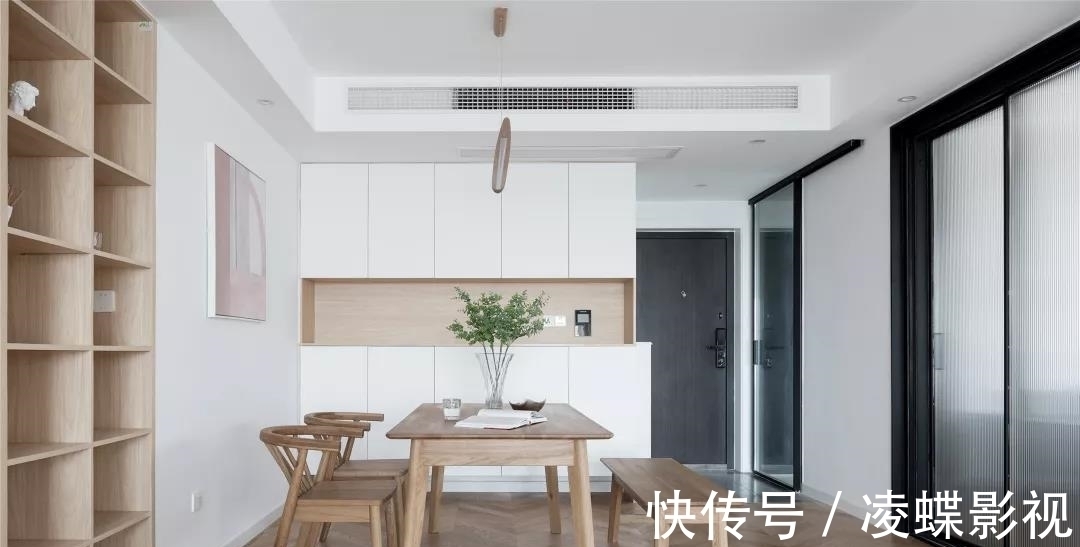 新家|50岁中年教师征求儿女意见,装出原木风新家,引无数年轻人点赞!