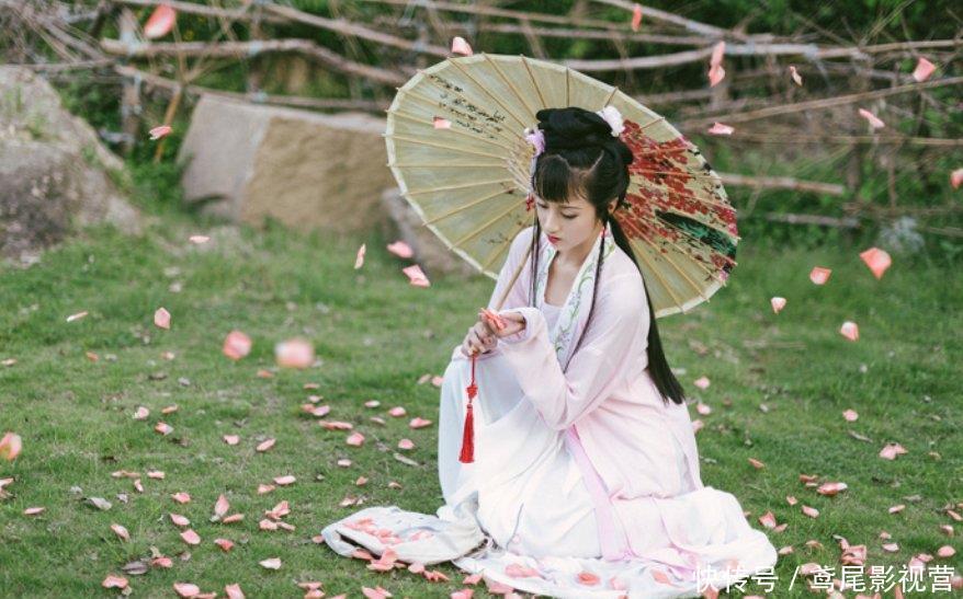 柔美|20岁师大汉服女神气质柔美哀婉,长相神似陈晓旭,拍林黛玉写真真假难辨