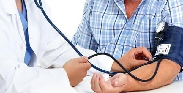 脂肪|高血压人群不能吃肉?营养师:2种肉再馋也别碰!别不当回事!