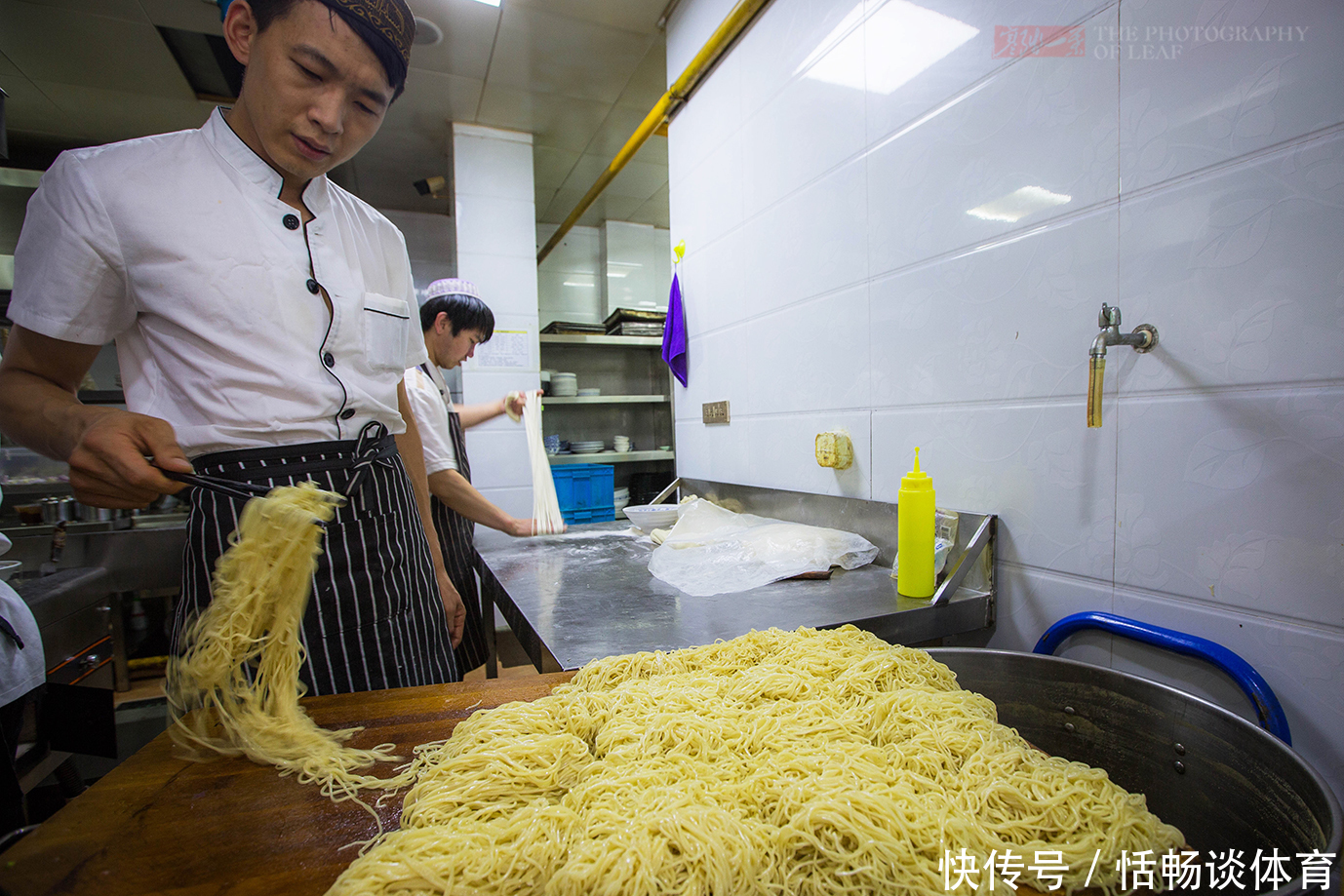 消费|一碗面一盘牛肉几碟小菜,人均消费20元,宁夏吴忠最会吃面的地方