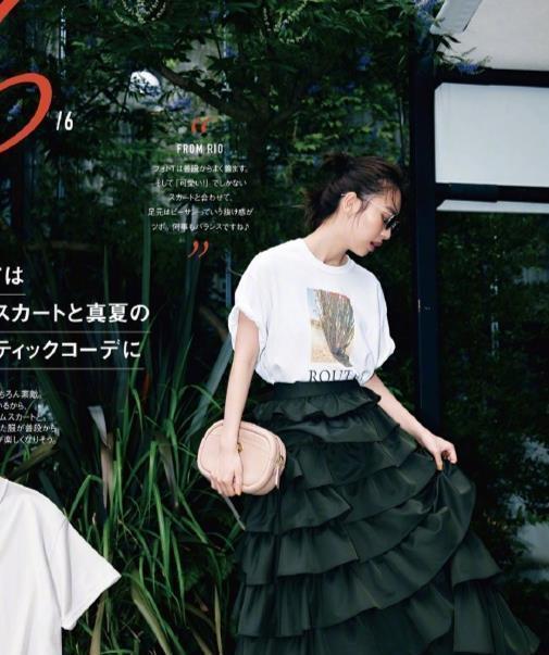 日系|女人过了30岁穿t恤,建议试试这种“日系穿法”,日常又高级