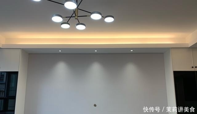 定制|新房装修完工,就差部分软装装饰,入户就被迷住了,宽敞又舒适