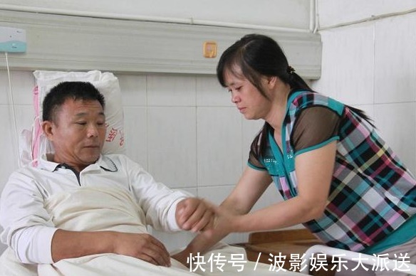 胃镜检查|胃开始癌变,身体会出现“3多2臭”,若1个没占,胃部还算健康