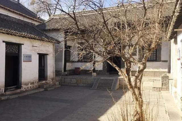 答案|农村俗语“有钱不住东南房,无钱不求娘家忙”,啥意思?答案来了