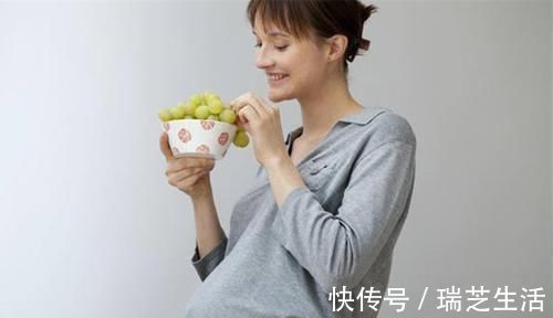 怀孕|为生“大眼宝宝”,怀孕期间狂吃葡萄,孩子出生后宝妈扎心了