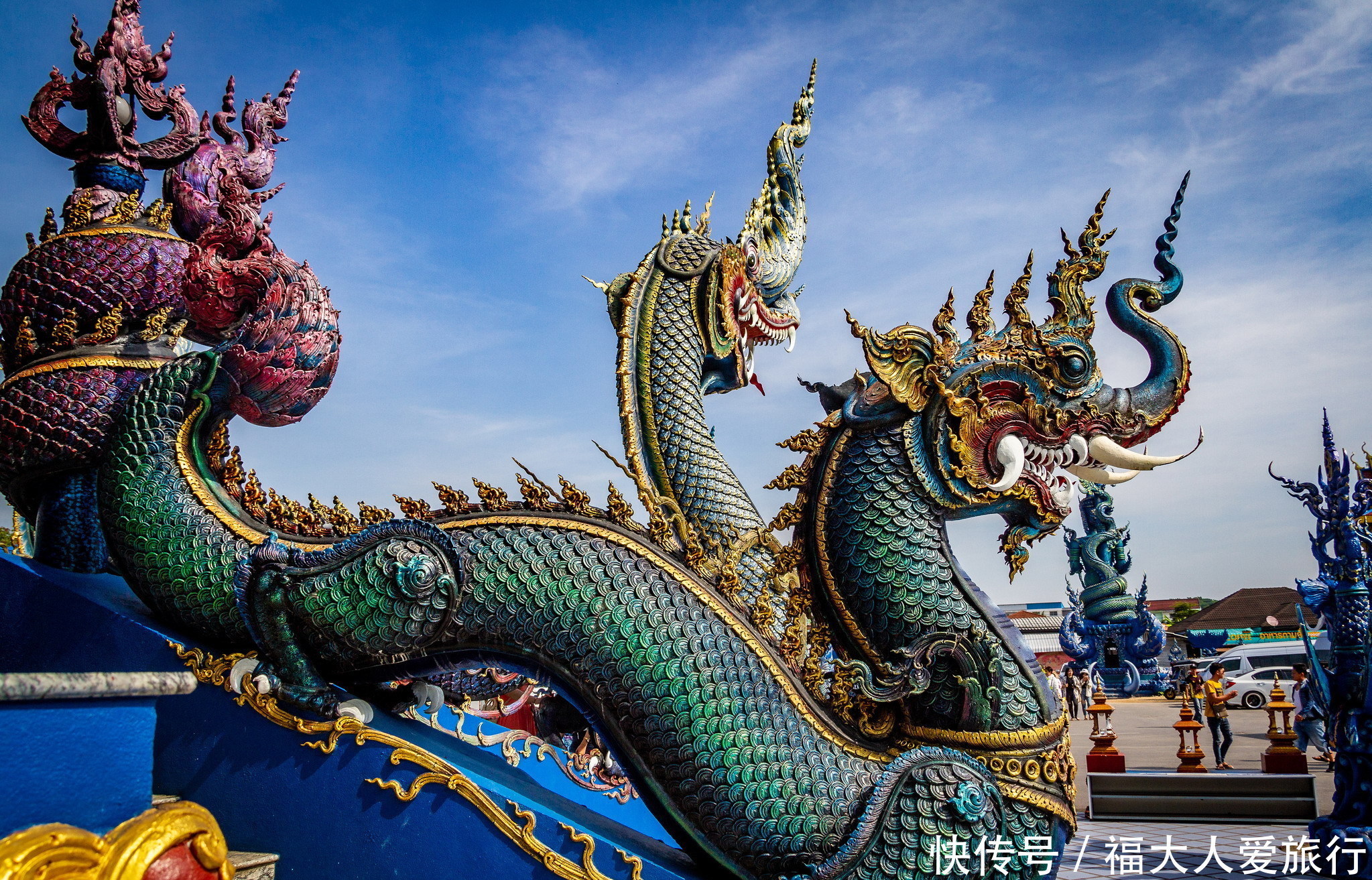 高贵|泰国有三座色彩寺庙，黑庙深沉白庙圣洁，蓝庙高贵低调少有人知