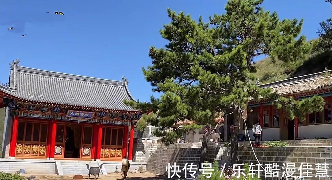 天王殿|五台山一位苦修师傅甘愿清贫，16年靠打工，修复了700年古寺