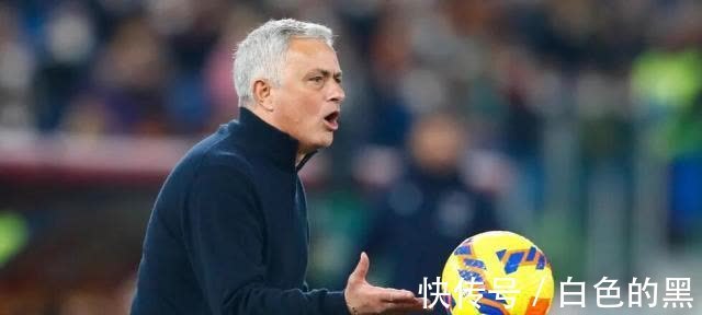 佩莱格里尼|穆里尼奥被针对?点球被无视,“打电话”染红,替补席狂喊1小时