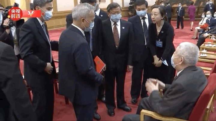 中国卫星之父,今天是92岁孙家栋院士生日,祝孙老生日快乐!