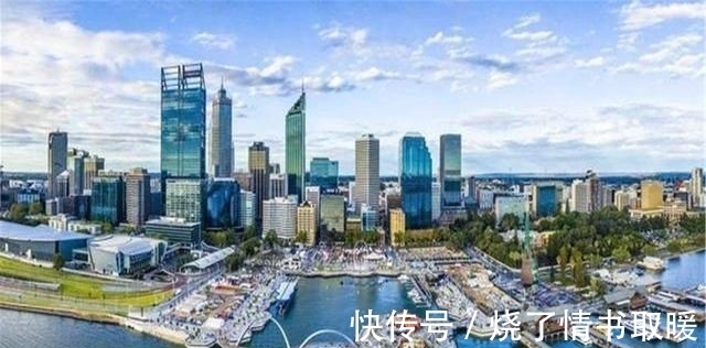 青岛|世界上最孤单的城市，风景堪比三亚青岛，大街上却空无一人