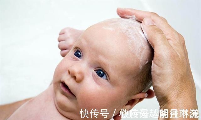 女宝|月子里每一周,宝宝的正常发育指标,看看你家娃达标了没