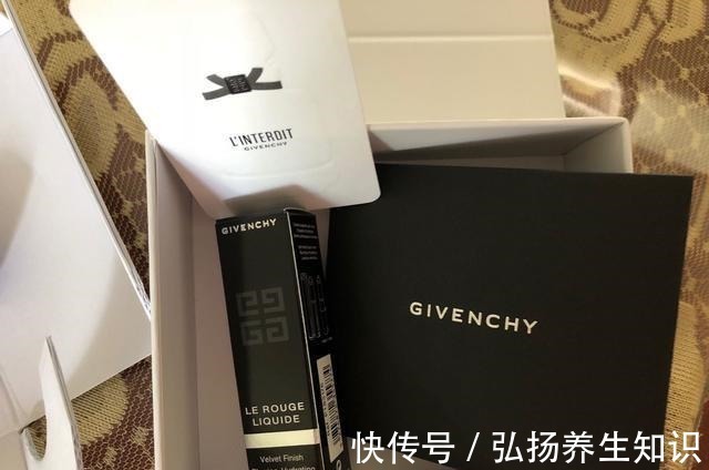 眼影 纪梵希四色眼影盘好用吗,纪梵希口红到底怎么样!