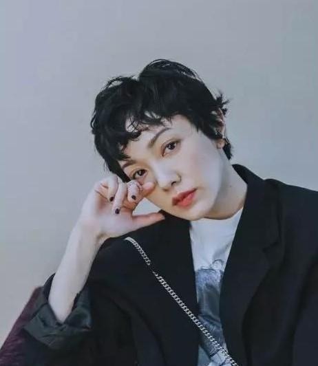 神仙姐姐 无论多大年纪的女人,都不要轻易尝试这3款发型,显老又土气