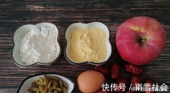 吃法|苹果别再直接吃,和鸡蛋一起做成饼,营养美味好消化,儿子最爱吃!