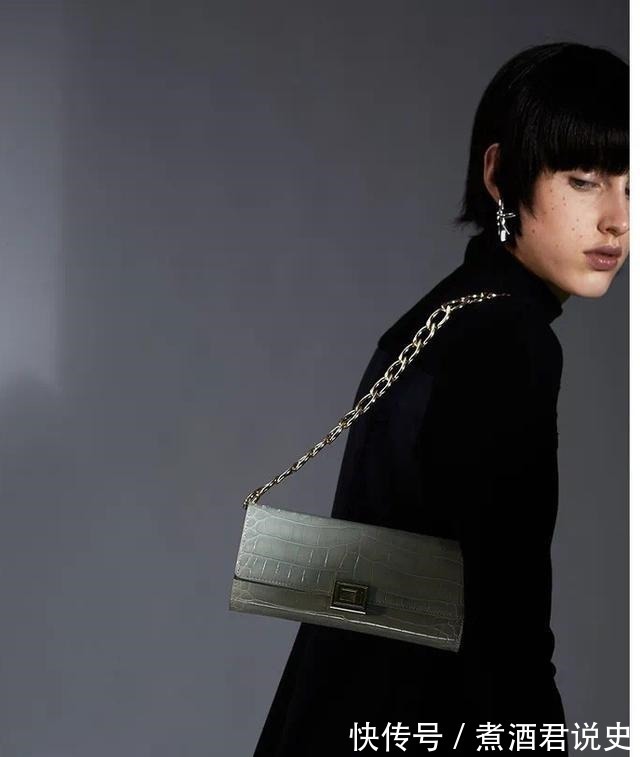 tote 今年最时髦,有个性的包包!今年最时髦,有个性的包包!