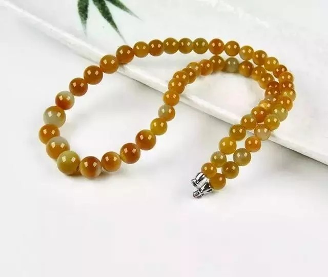 翡翠挂绳搭配全攻略,收藏这一篇就够了