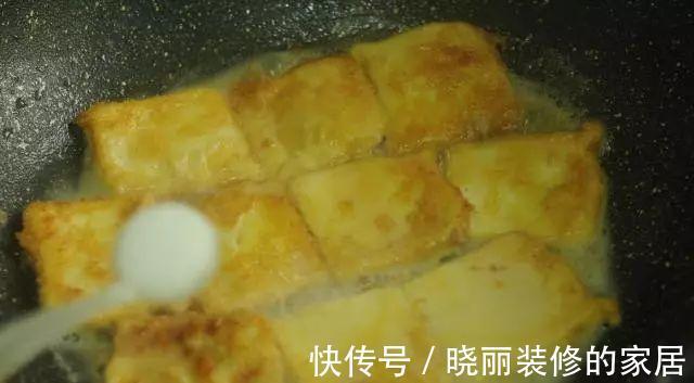 豆腐|煎豆腐时加点料,不粘锅、不费油,外焦里嫩,味道格外好