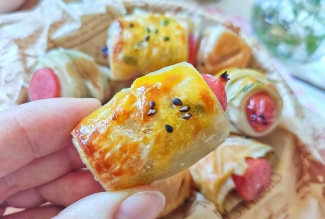 手抓饼花样吃法,简单省事,15分钟端上桌,层次分明,当早餐最好