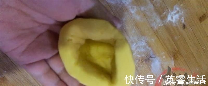 五克酵母粉|吃了20多年的馒头，馒头这个做法头一次见，金黄蓬松好吃